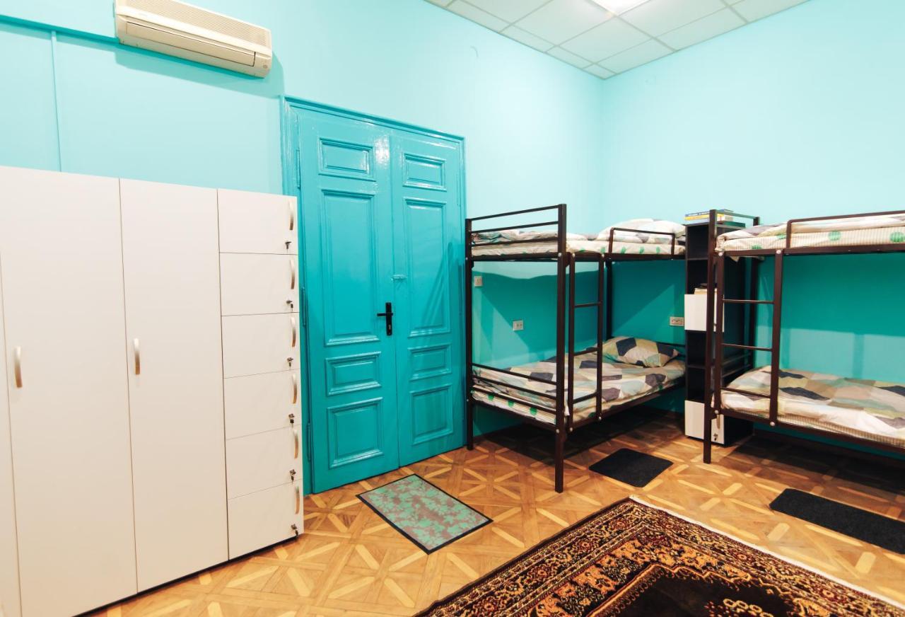 איוונו-פרנקיבסק Hostel “Lime” מראה חיצוני תמונה